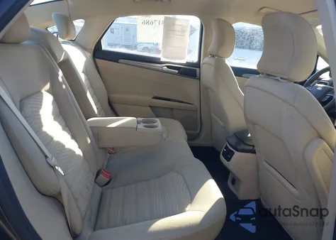 2016 Ford Fusion Se z USA, uszkodzony, nr VIN 1FA6P0HD5G5114723